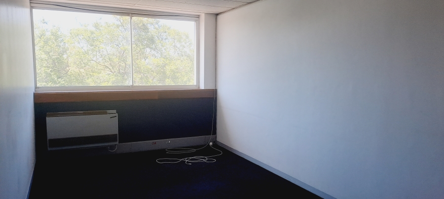 To Let commercial Property for Rent in Bo Oakdale Western Cape